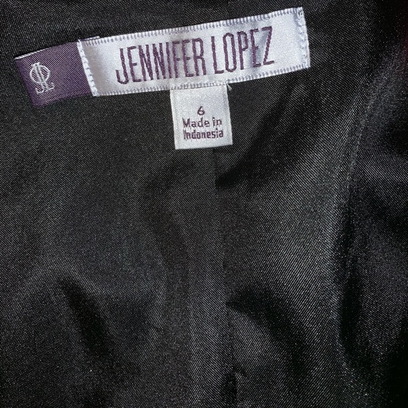 Jennifer Lopez Black and Floral Maxi Dress - Picture 7 of 7